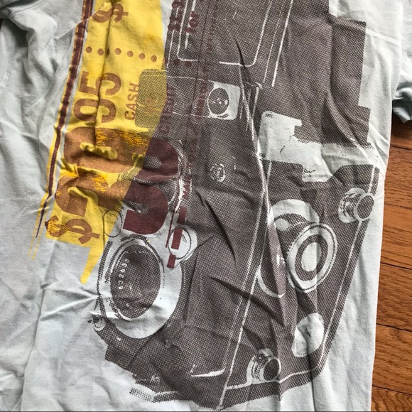 American Eagle Vintage Camera Tee - Picture 3 of 4